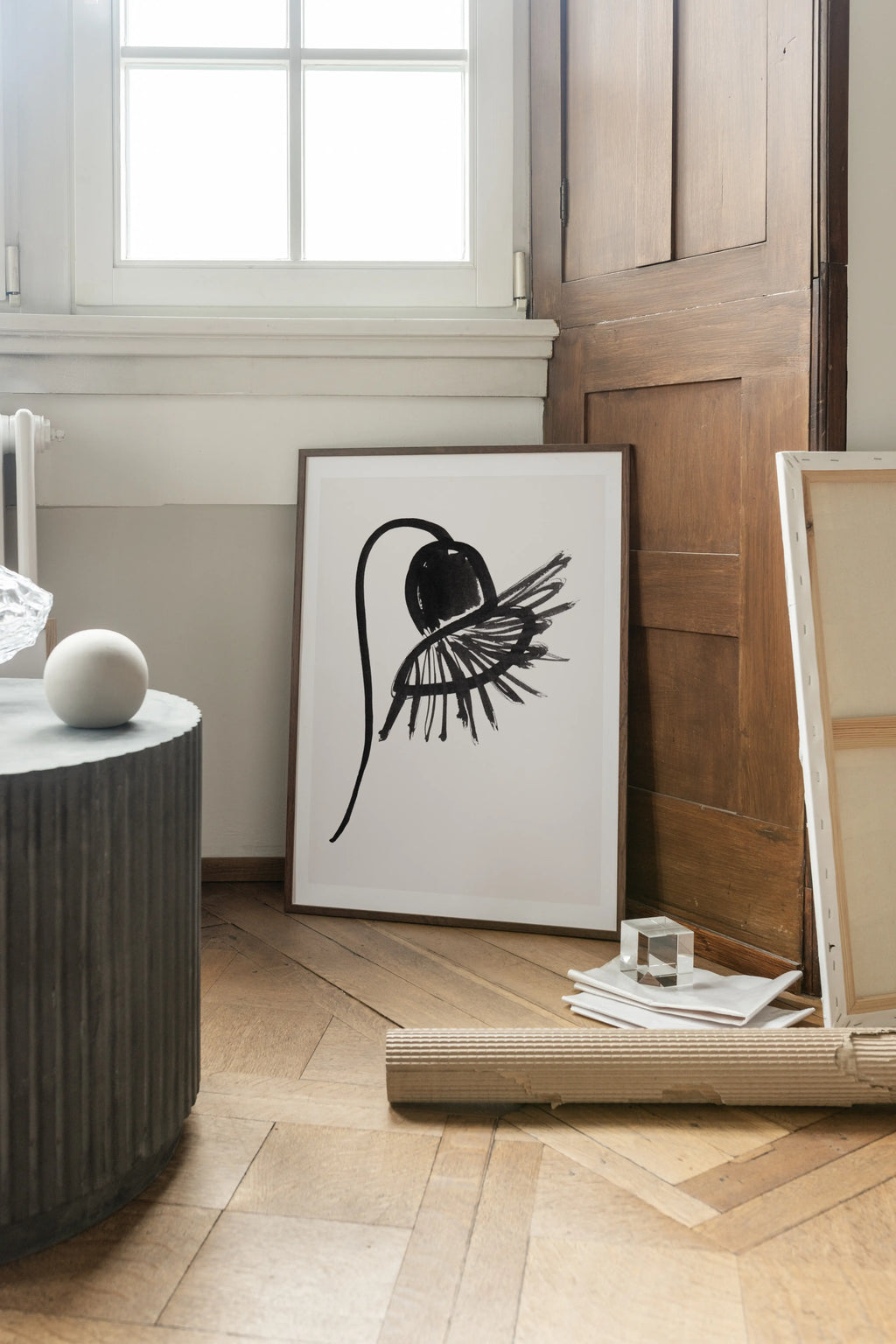 drift form organische art print in grafisch zwart bloem motief